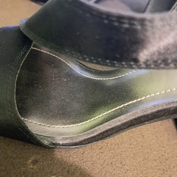 American Eagle Heeled Shoes - Picture 3 of 16